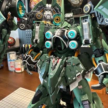 AXIS MODEL WORKS Kshatriya 1/100 Scale Luminous Model Kit - OSIRIS AERIAL DOMINATOR Third Party Model Kit